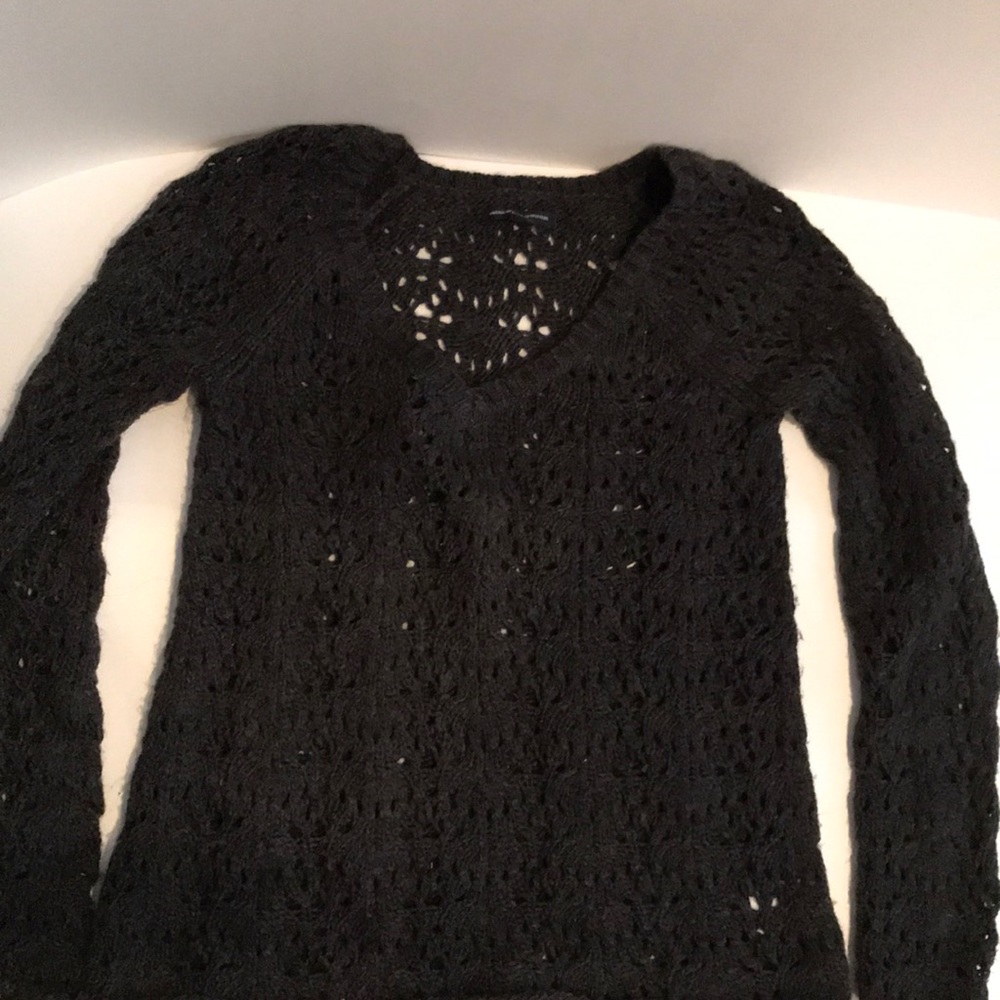 American Eagle Sweater